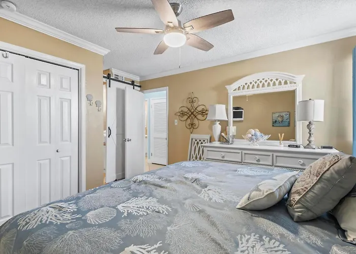 Holiday home Sea Breeze 311 *